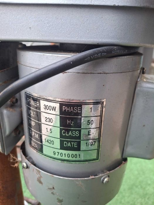 Настолни бормашини