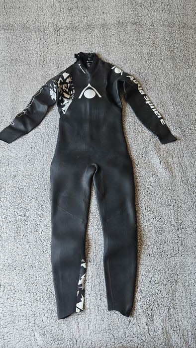 Нов дамски неопрен Aqua Sphere Pursuit V3, Yamamoto 38, M/L, 4/2 мм