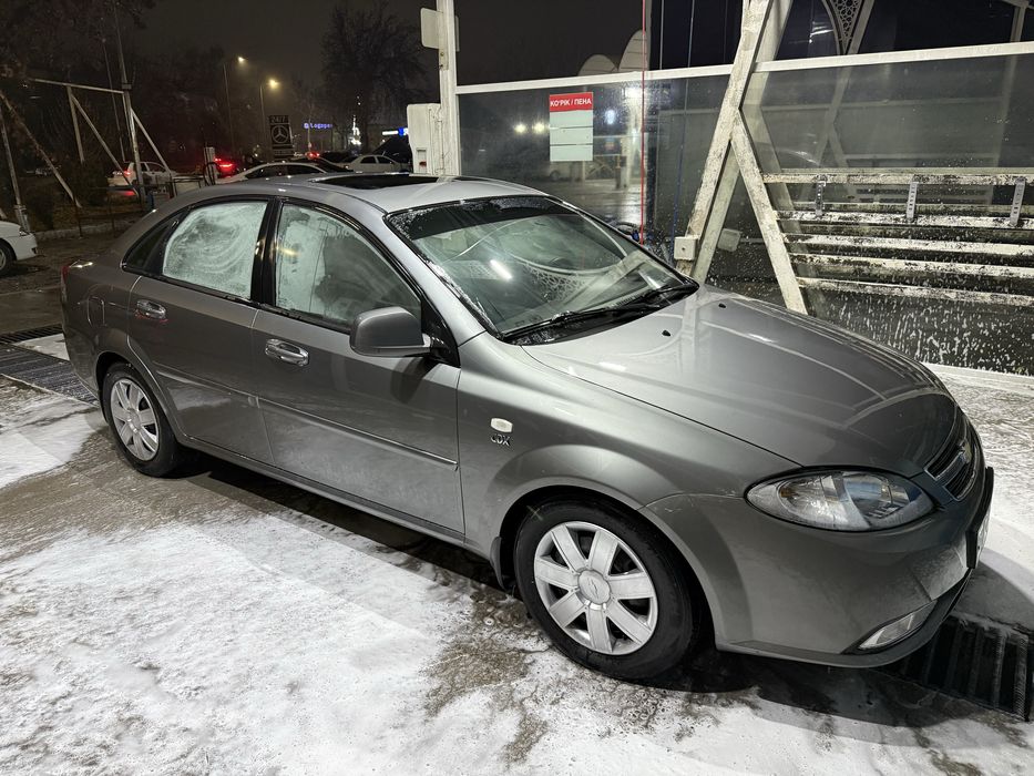 Gentra mokriy 2014 yil Xolati yaxshi aftamat benzinda yurgan faqat