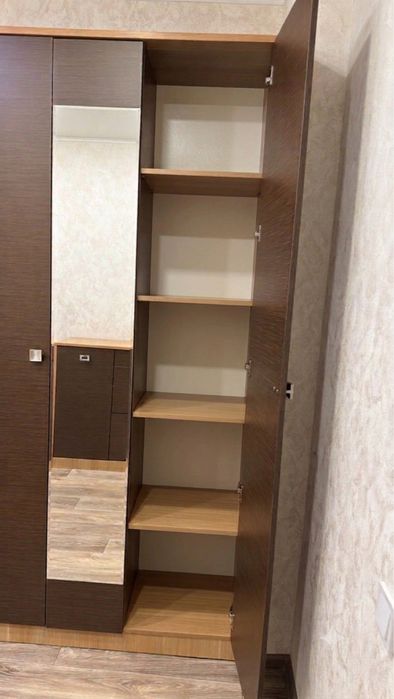 Продам шкаф для одежды