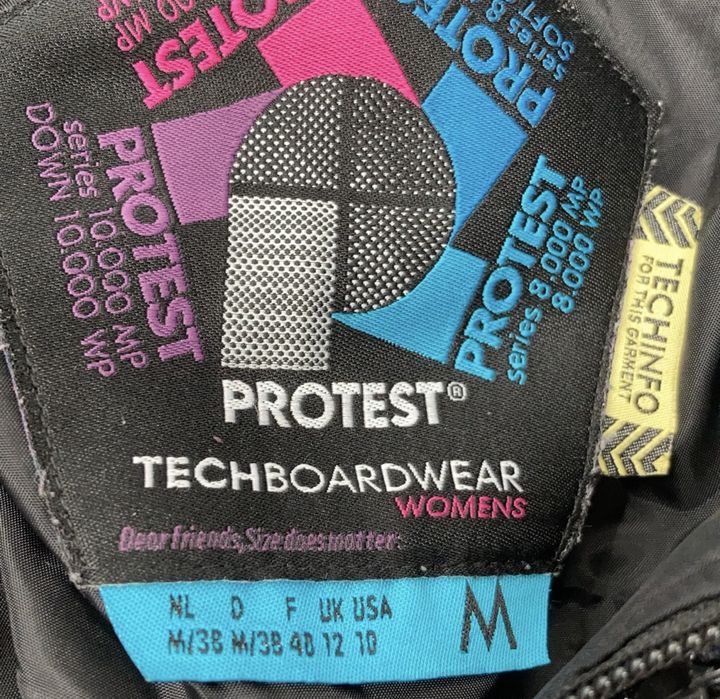 сноуборд яке Protest