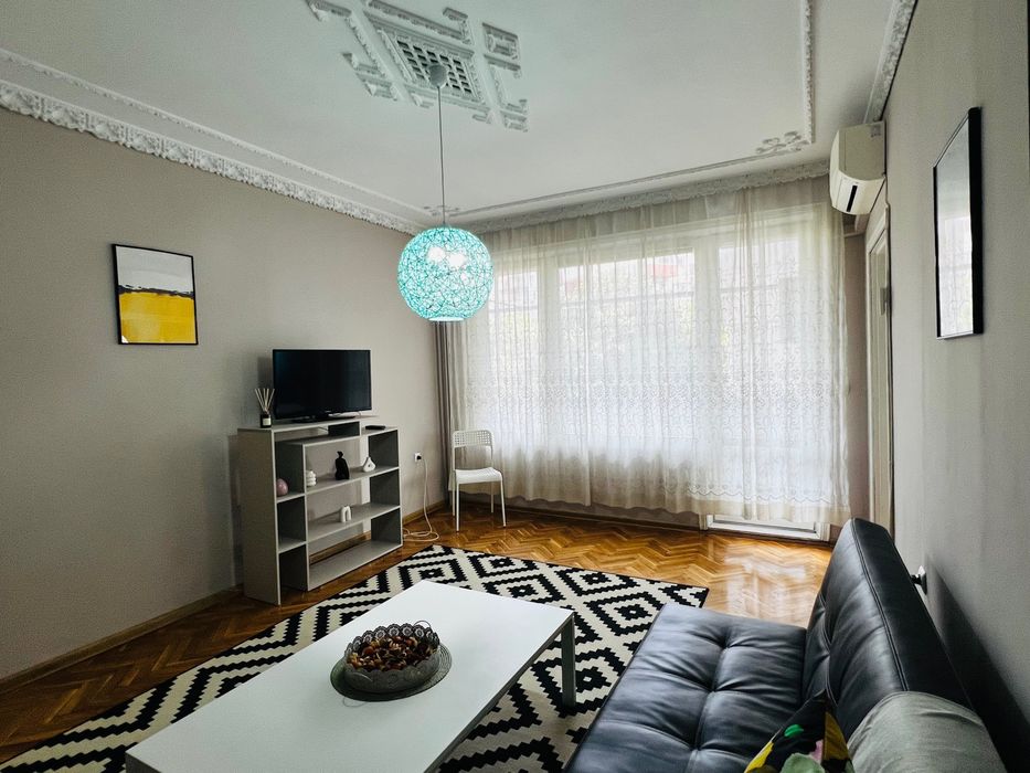 Дава се под наем Двустаен апартамент в Варна, Нептун - 65 кв.м за 510 € - Снимка #1