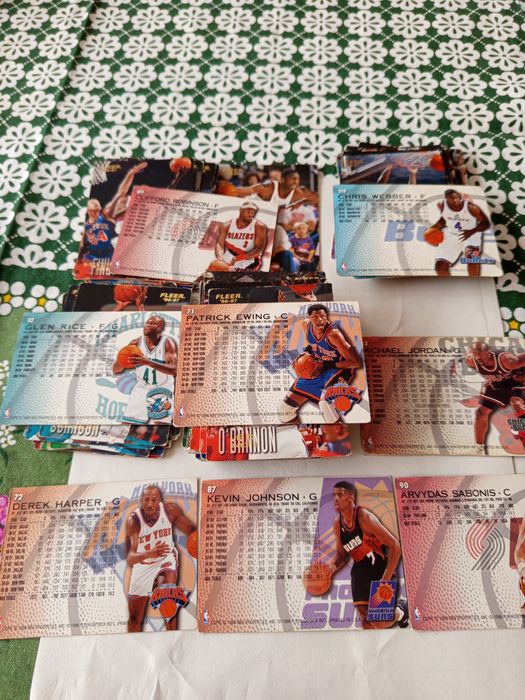 Баскетбол - Колекция Fleer 96-97  година