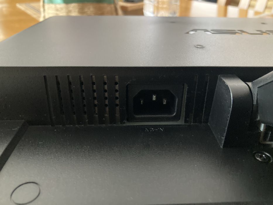 Монитор Asus VW198S 20"