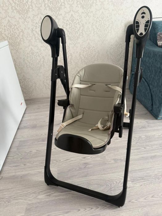 Стул для кормления ребенка