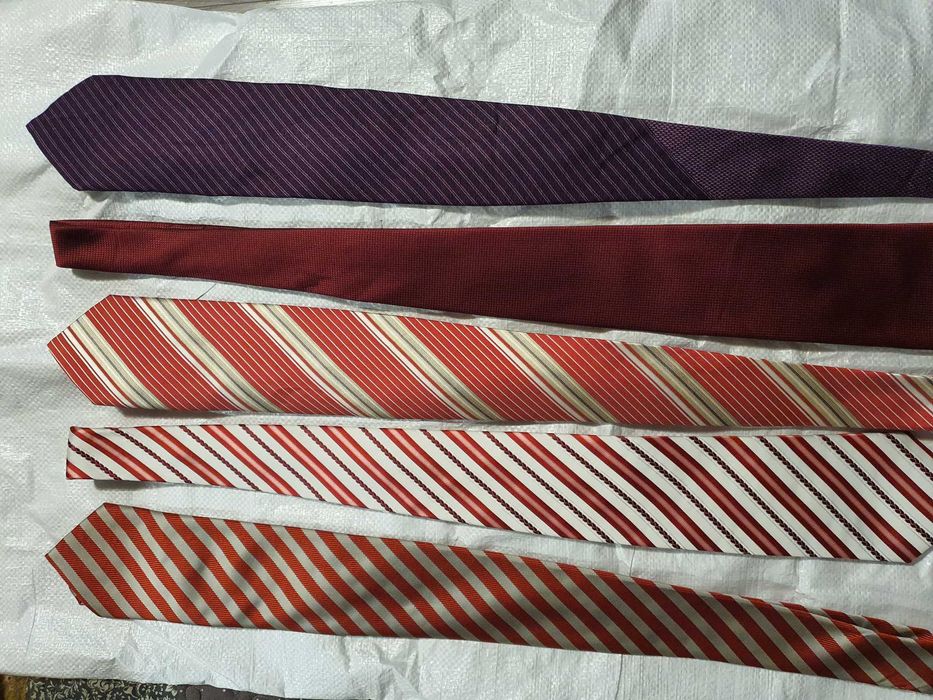 15 cravate noi marci de lux aduse din afara