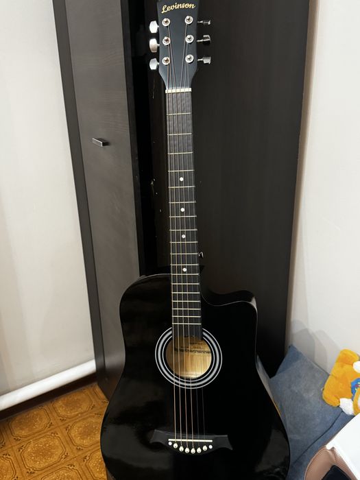 Продается гитара