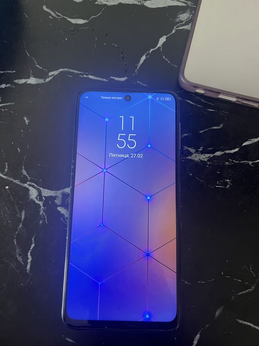 Redimi.not 9s 4/64 Жагдайы зор .Еш жери алмаспады радной гарантя