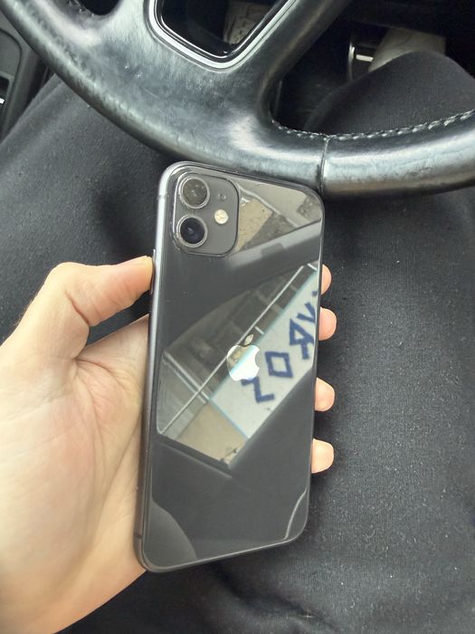 iPhone 11 за части