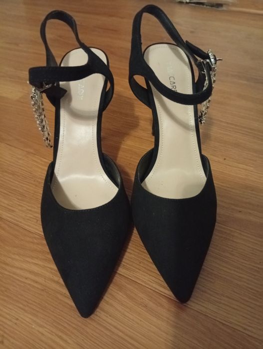 Продаю туфли,новые.