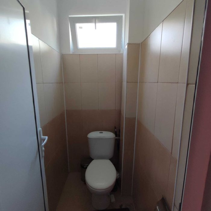 Продава се Етаж от къща в Шумен, 2-ри корпус - 119 кв.м за 922 €/кв.м - Снимка #7