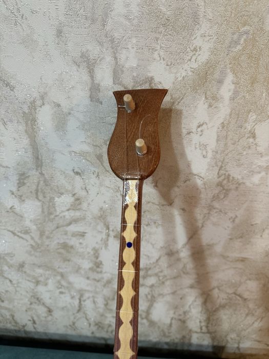 Продам домбыра новая