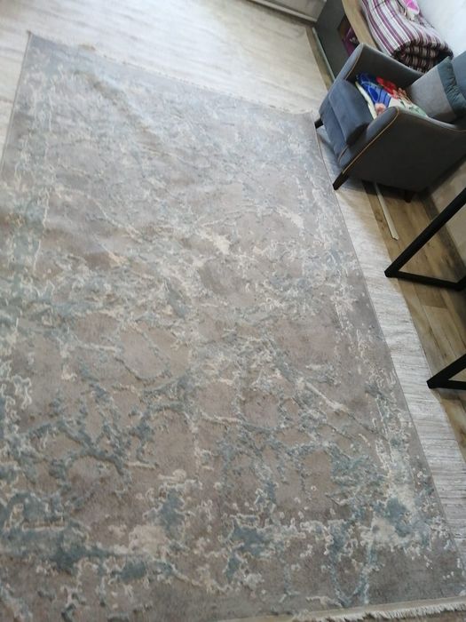 Продается ковер 2*3