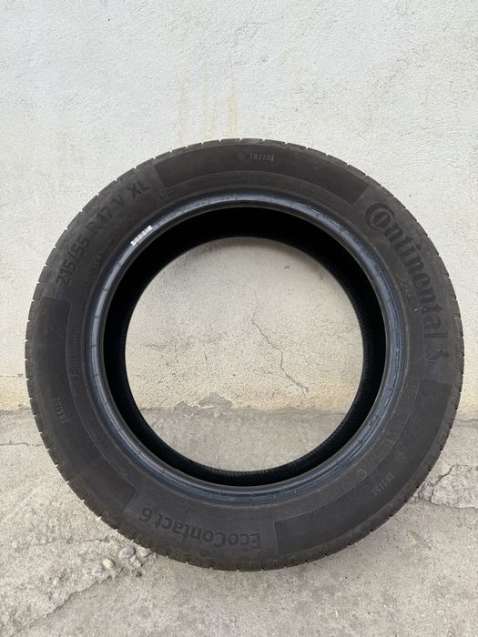 Set 4 anvelope de vara Continental 215/55 R17 XL aproape noi