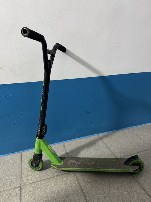 Самокат Stunt для фристайла.