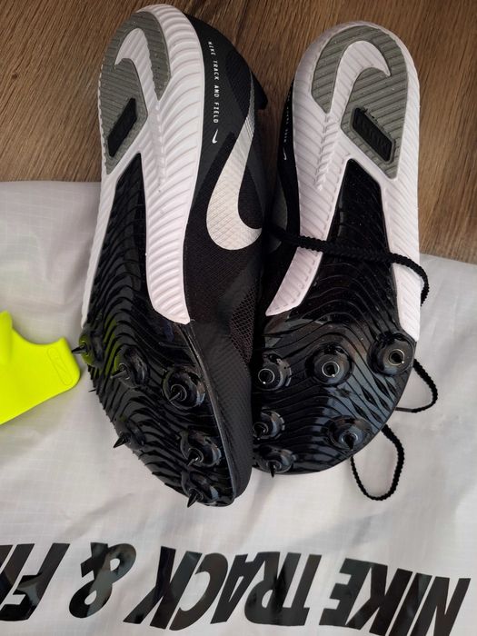 Шпайкове Nike размер 39