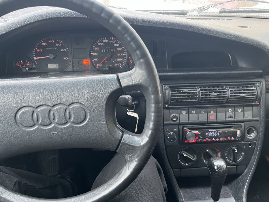 Продам машину автомобиль