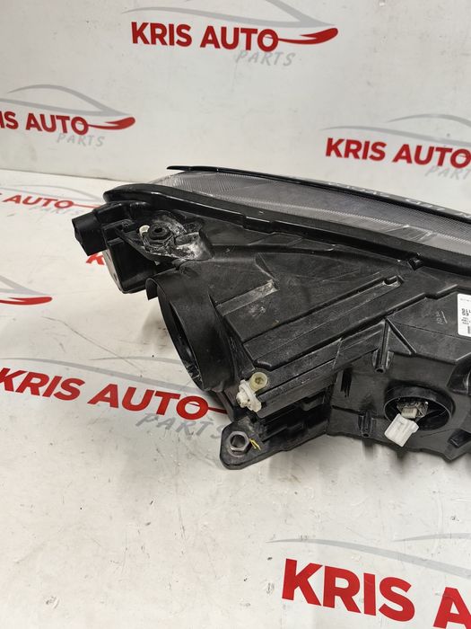 Ляв фар Skoda Superb Xenon LED 2018г