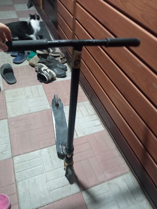 Самокат трёковой