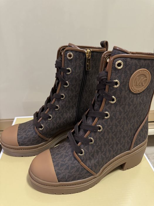 Продаю ботинки демисезонные