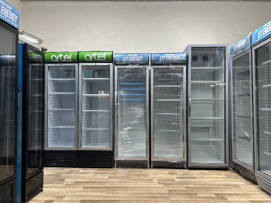 Витиринный холодильник