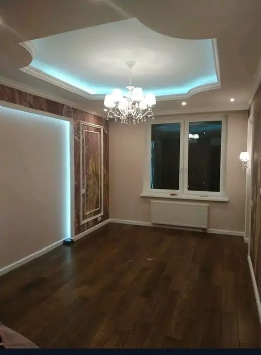 Укладка  кафеля  ламината