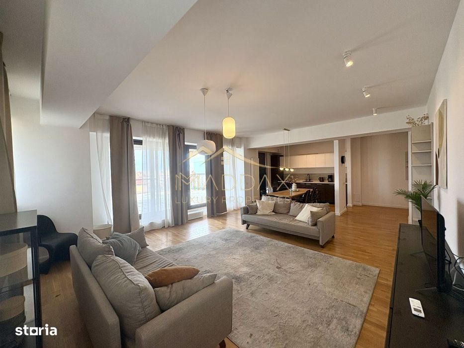 APARTAMENT de LUX cu 3 CAMERE cu Terasa si loc de parcare
