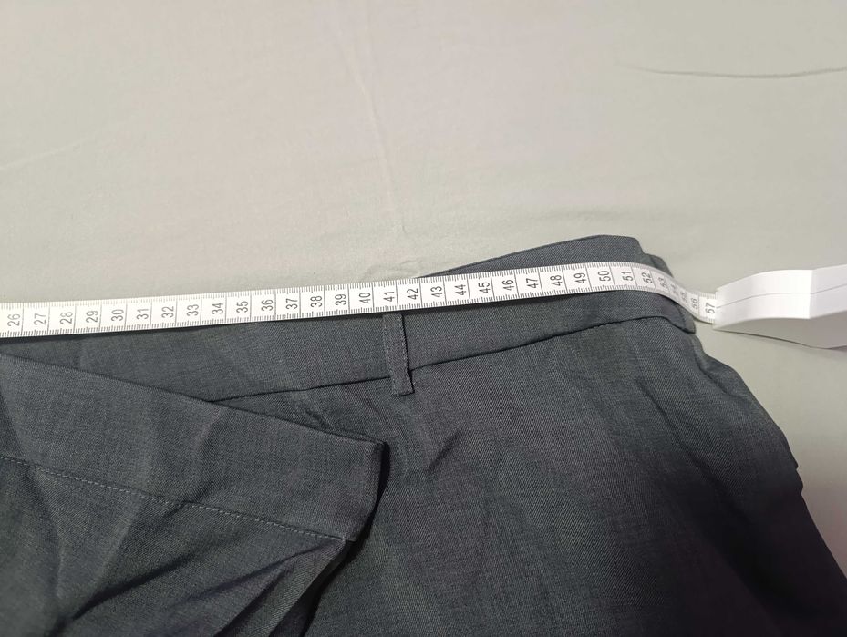 Различен панталон в черно и сиво 3xl