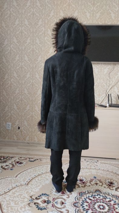 Продам 2дубленки по цене 1й!!!