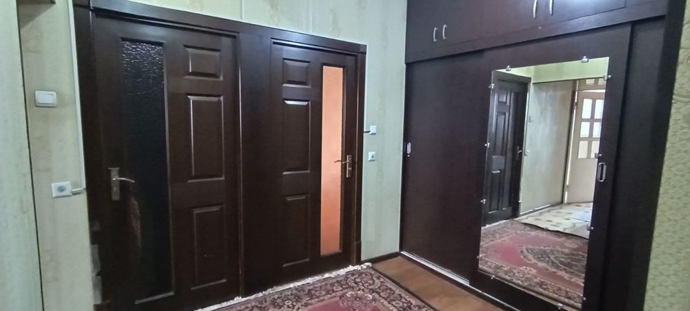 Qoraqamish 1/4  4xona 83kv