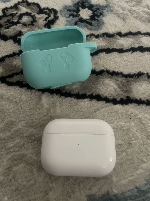 Продам air pods pro