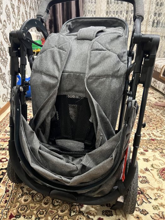 Продам коляску срочно