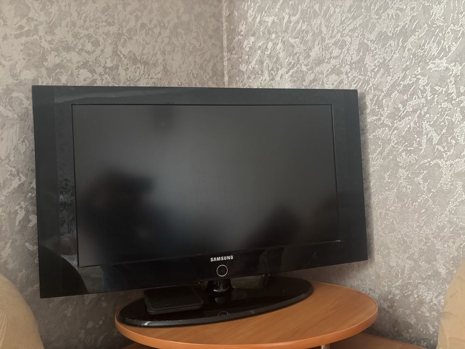 Телевизор Samsung