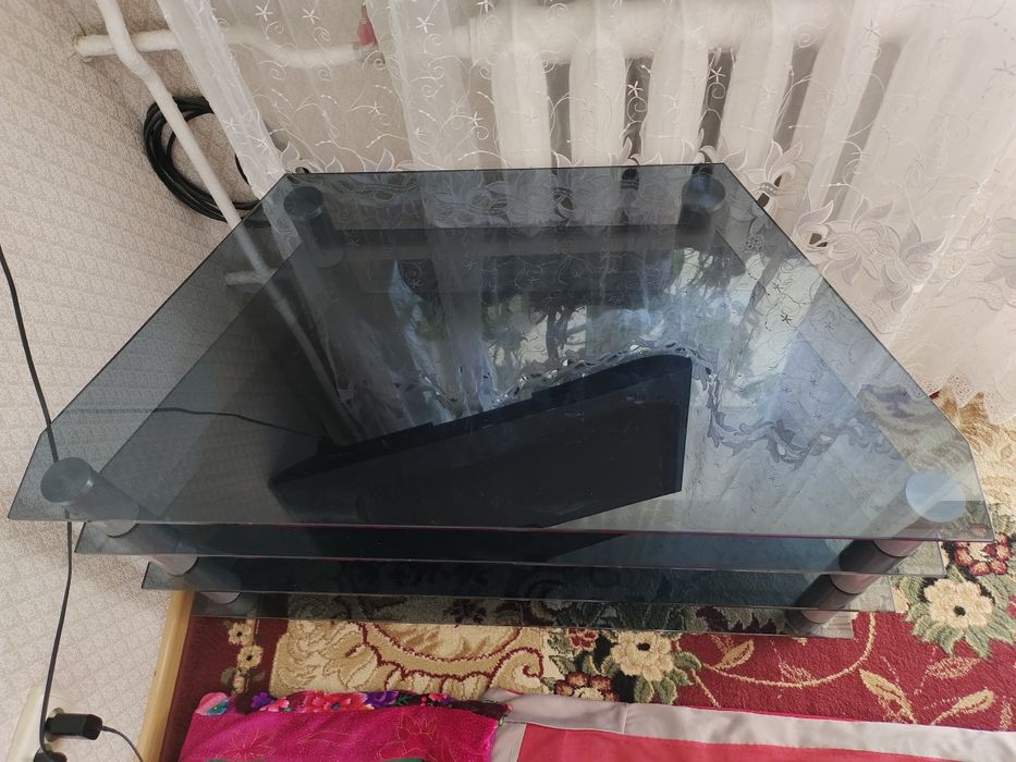 Подставка под телевизор