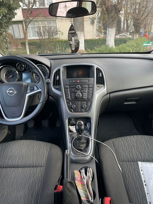 Opel astra j sport turnier 2015