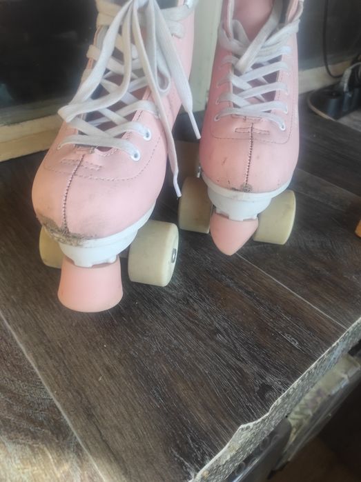 Ролкови кънки,,,