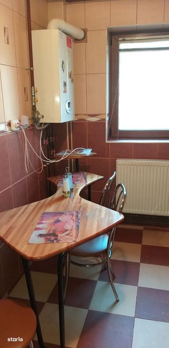 Oportunitate! Inchiriere apatament 3 camere Targoviste- zona Balaban