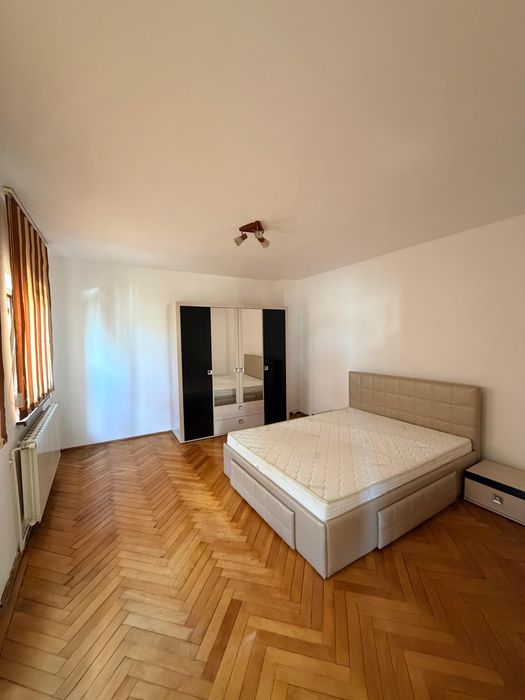 Casa de închiriat