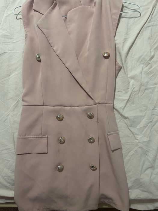 Официален къс розов гащеризон