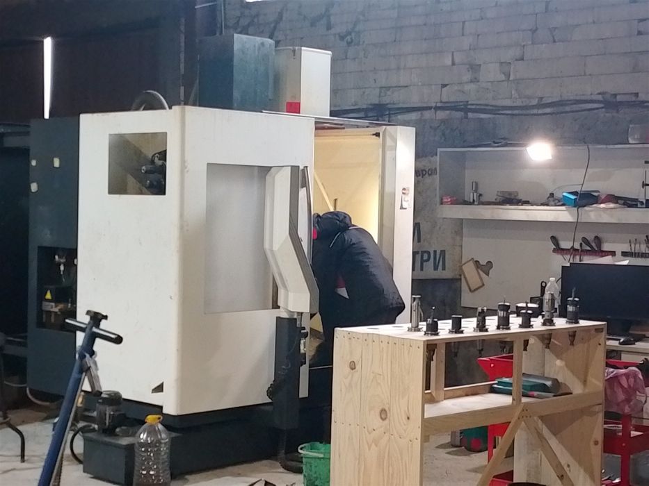 Фрезови услуги на CNC център