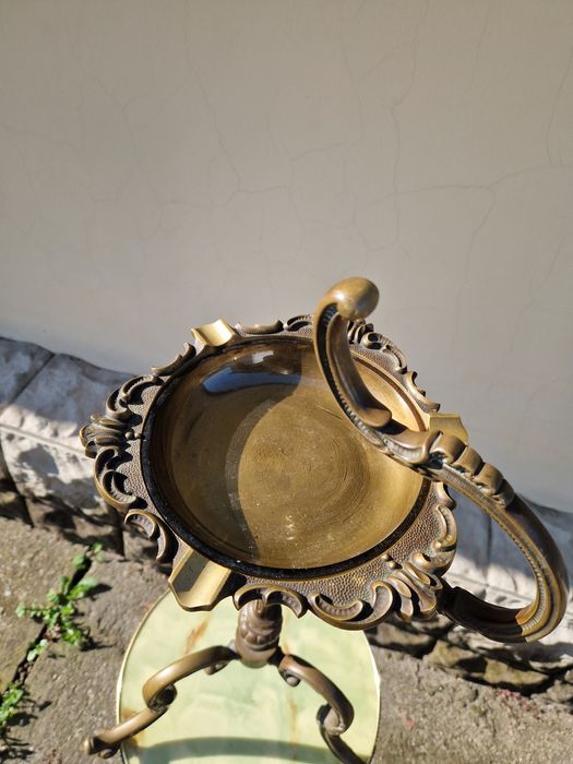 Уникален антикварен френски бронзов подов пепелник