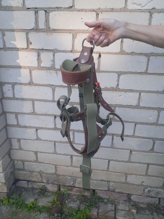 продам шлейку для крупной собаки