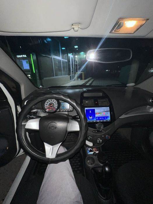 Chevrolet spark.