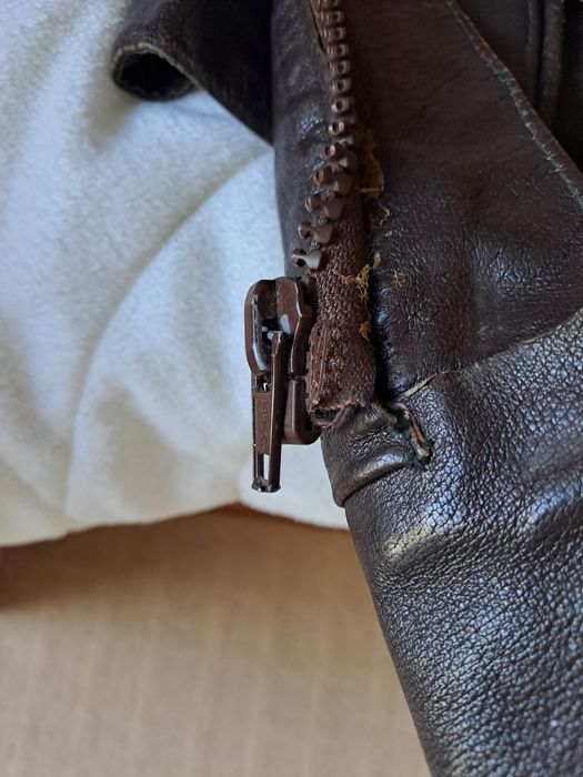 Старо мъжко яке от естествена кожа размер М