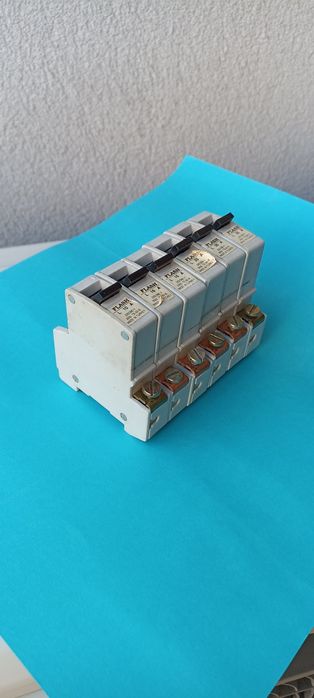 Автоматични прекъсвачи FLACH - 6 бр. за 20 лв.