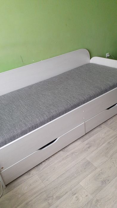 Кровать   сатылады