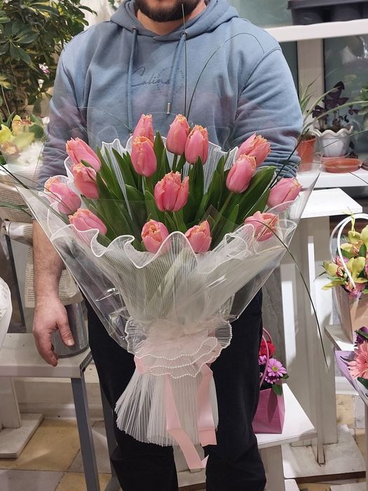 Цветы на заказ букеты карзинки и.т.д