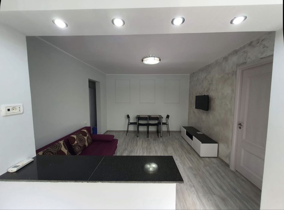 Închiriez apartament 2 camere Tomis Nord zona Campus