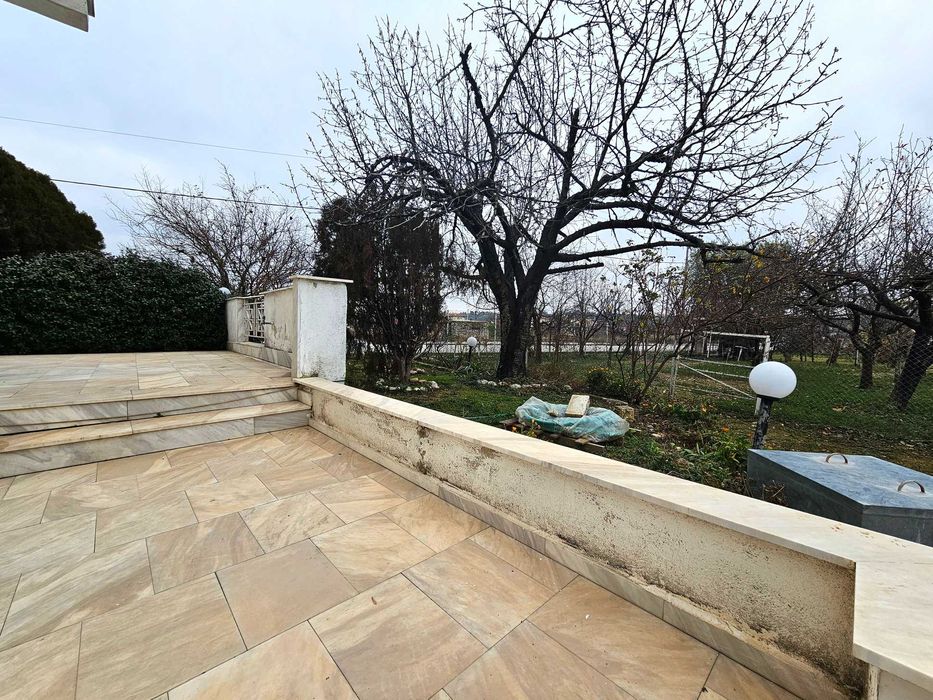 ПРОДАВА се самостоятелна къща 210кв.м. в центъра на DRAMA (код 8123)