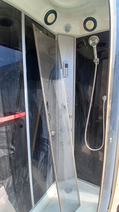 Душавой кабина сотилади